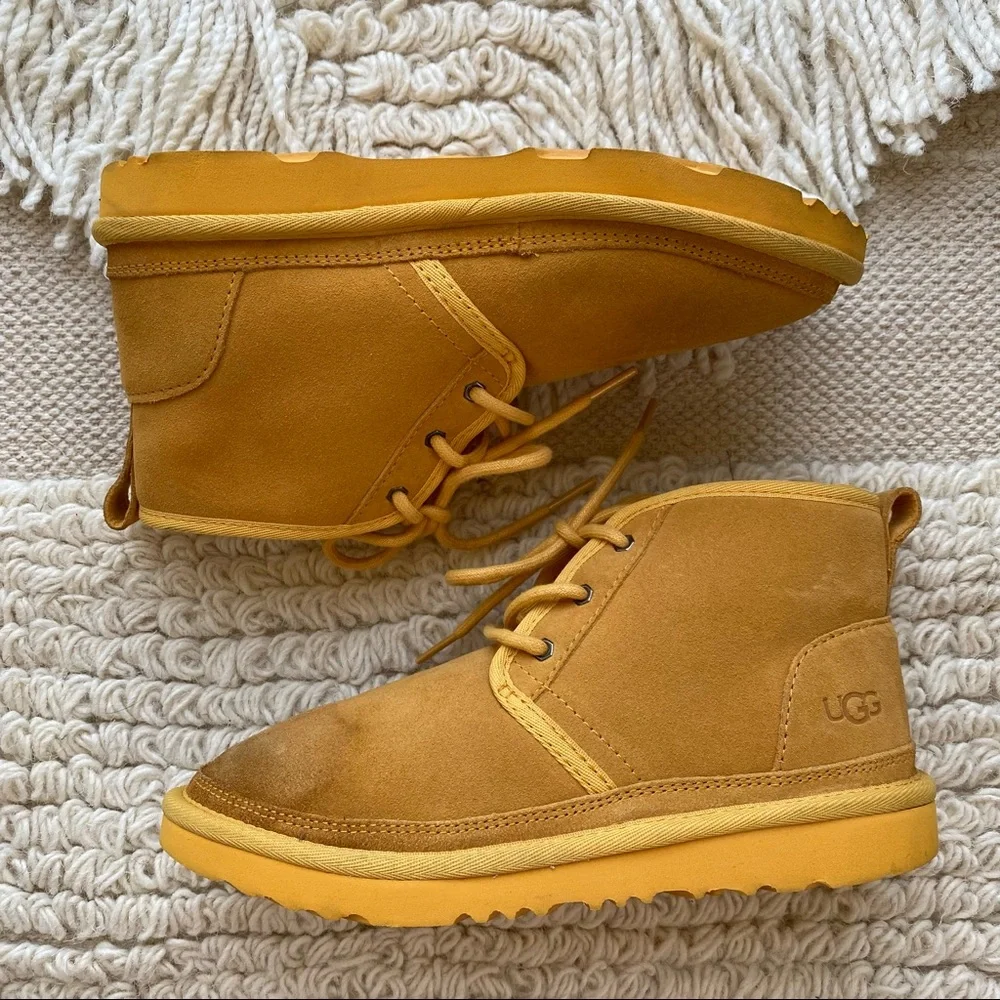 UGG girls' amber yellow Neumel II ankle boots 4